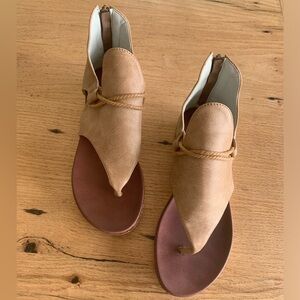 Roman‎ Sandal Tan Polyurethane Women’s Zipper Back Rope Embellishment 36eu pre